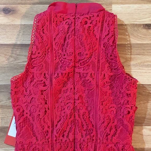 Monique Lhuillier Embroidered Lace Trumpet Dress 8 - Picture 9 of 14